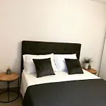 V Apartman *