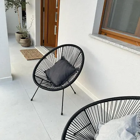 Apartman V